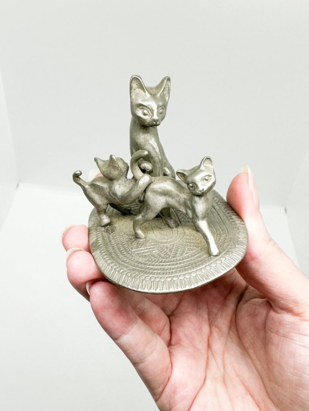 Vintage 80's Rawcliffe Pewter Cat Mom Kittens Cottagecore Mother's Day